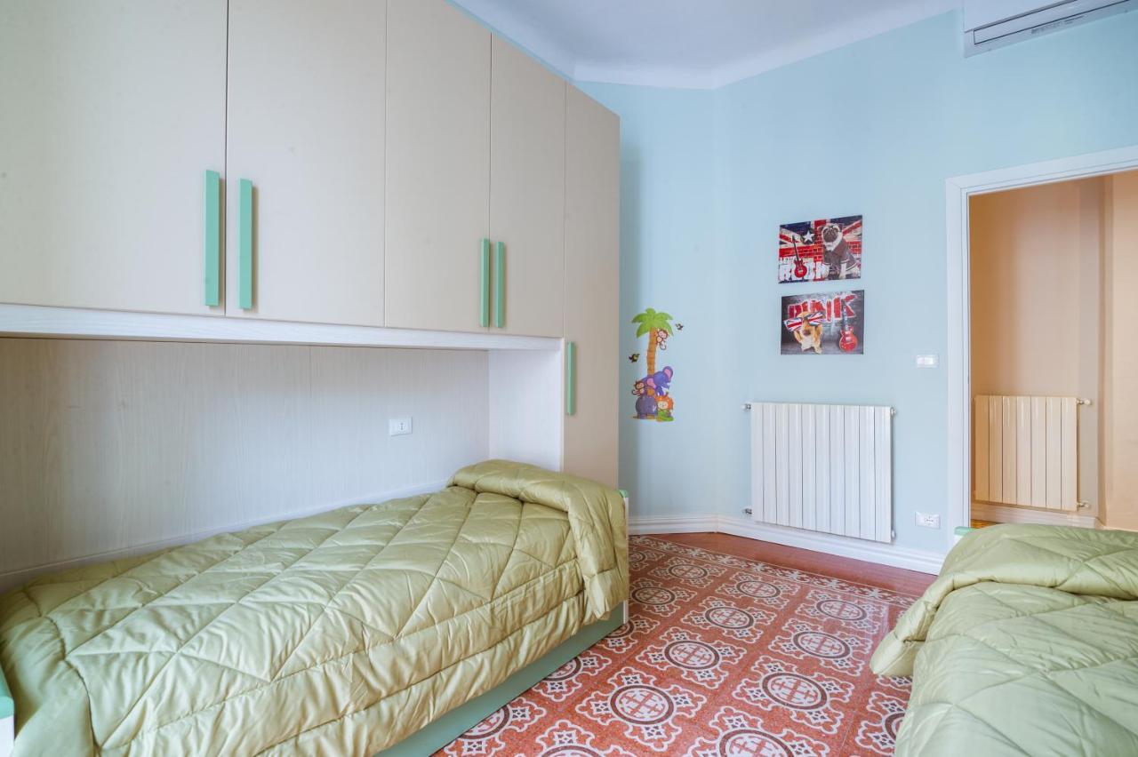 Sanremo Grand Central Apartment エクステリア 写真
